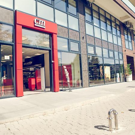 Apartmani Sl Luxury Banja Luka Exterior photo