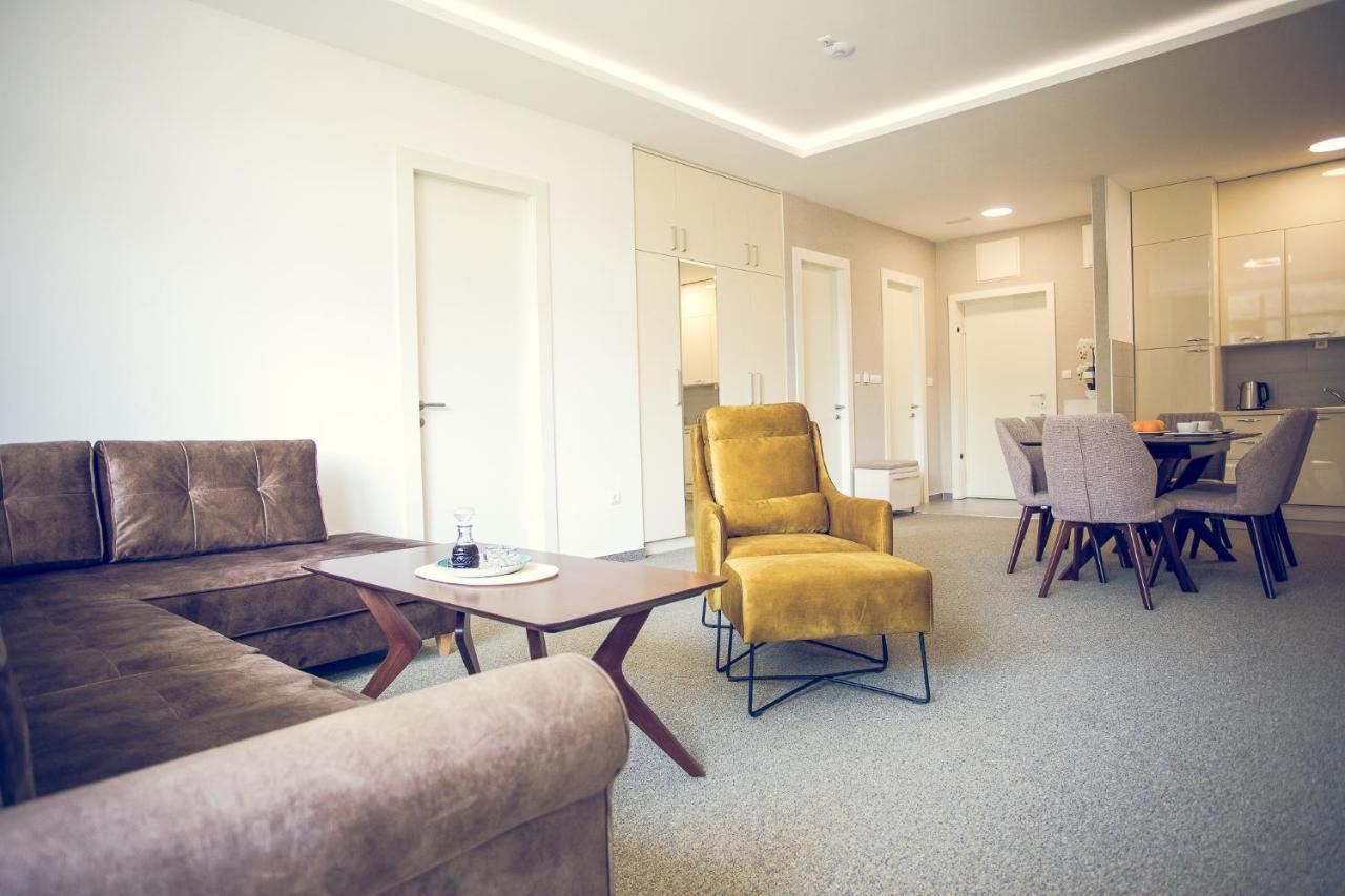Apartmani Sl Luxury Banja Luka Exterior photo